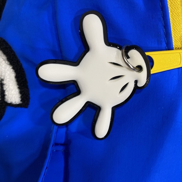 Disney Store Mickey Mouse Peeking backpack - Picture 9 of 10